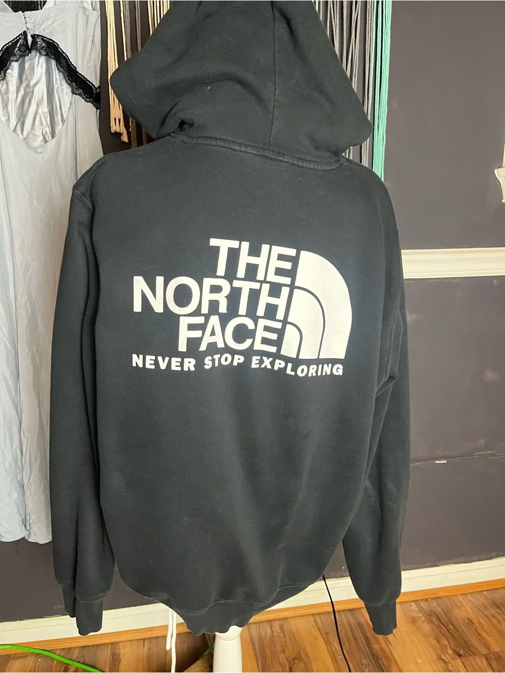 Men’s The North Face Hoodie Size Large